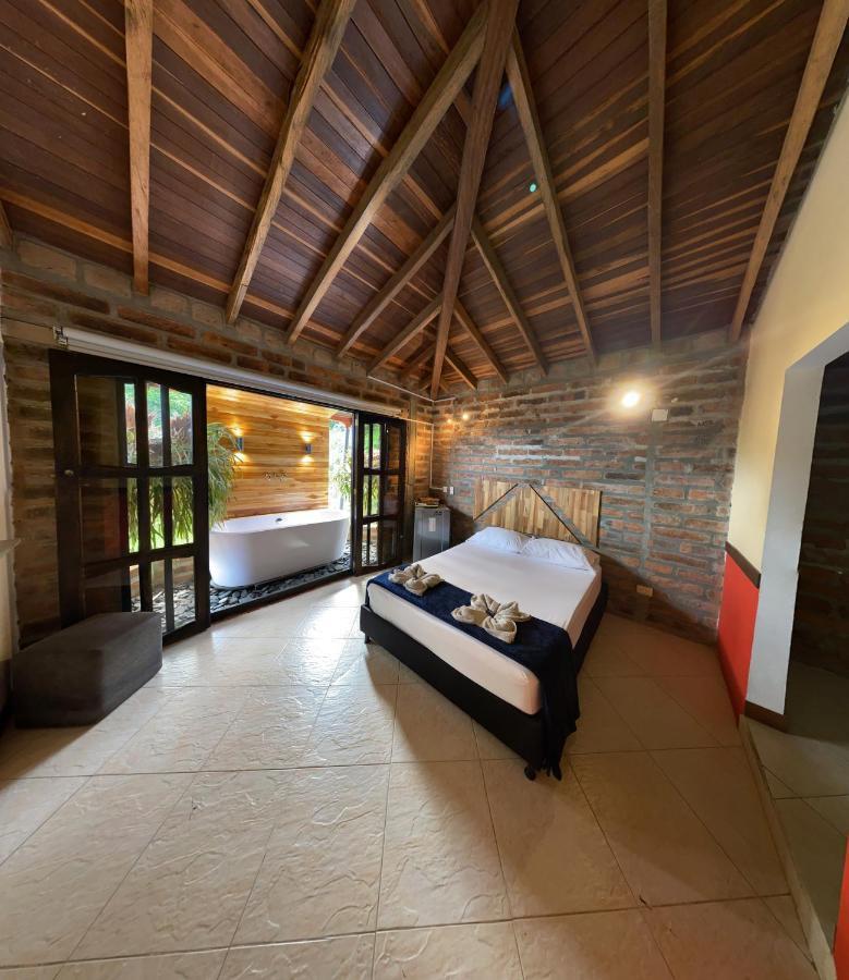 Finca Hotel Tierra Verde Girardota Bagian luar foto