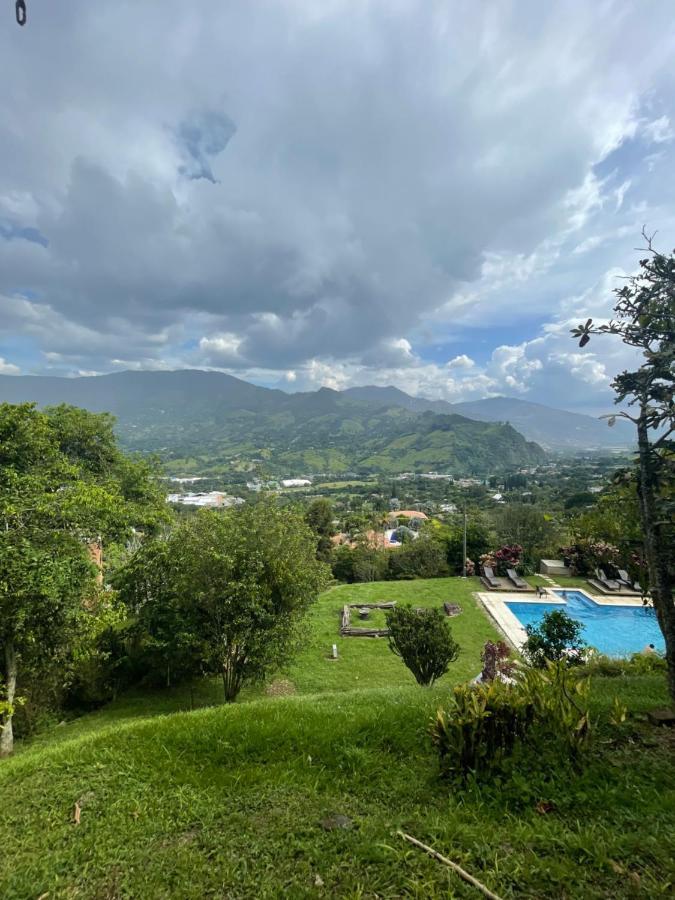 Finca Hotel Tierra Verde Girardota Bagian luar foto