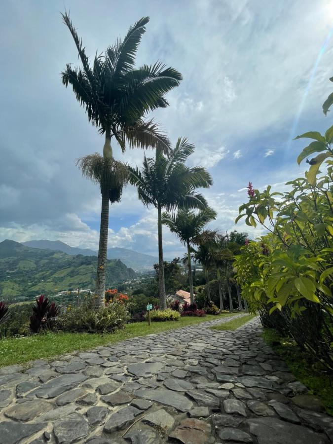 Finca Hotel Tierra Verde Girardota Bagian luar foto